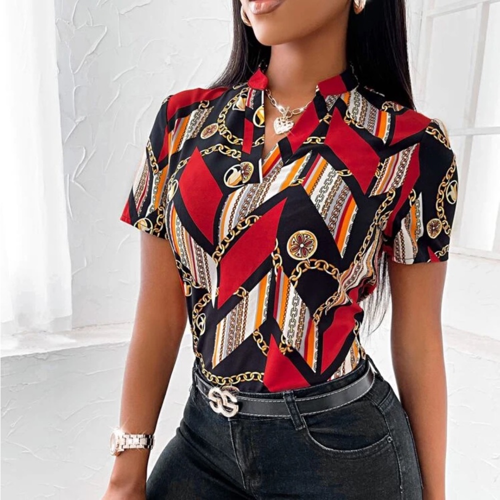 Red & Black Chainlink Short Sleeve V-Neck Geometric Colorblock Blouse
